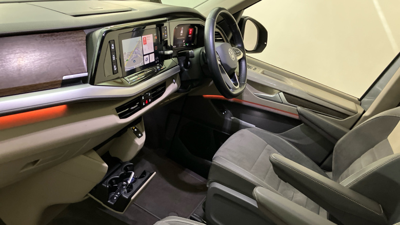 Volkswagen Multivan 1.4 TSI eHybrid Style 5dr LWB DSG Estate